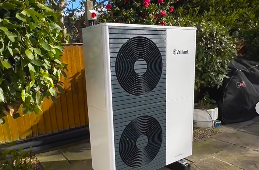 aroTHERM heat pump