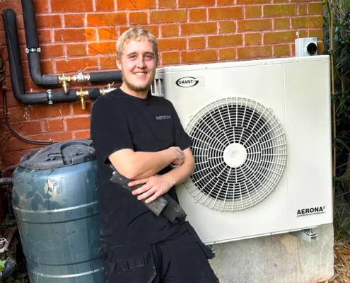 Air Source Heat Pump with Heat Battery