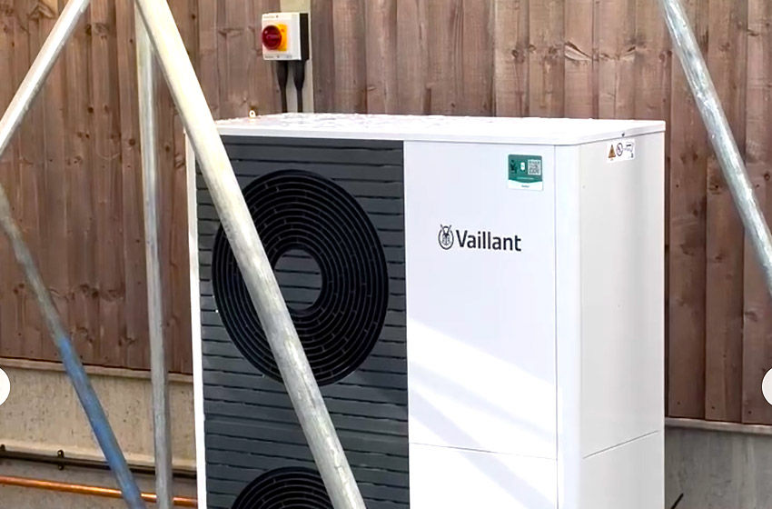 aroTHERM heat pump
